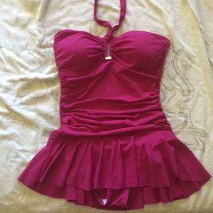 One piece swimming suit,